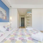 Diagonal Villa *